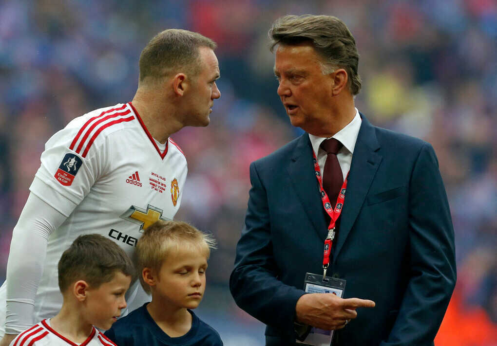 Van Gaal: `Tôi bị Man Utd sa thải vì Man City`