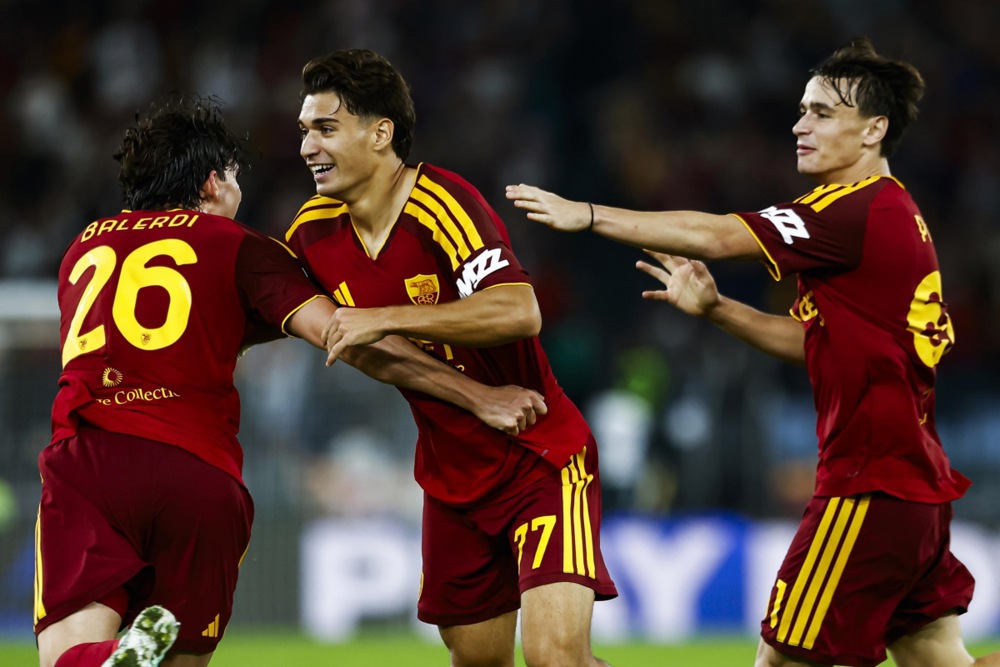 Kết quả vòng 7 Serie A: Inter chiếm đỉnh bảng; AS Roma hạ Genoa