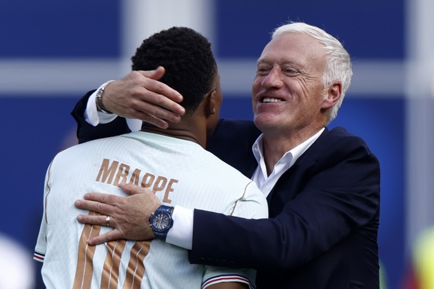 Deschamps là chiếc chìa khóa giải phóng Mbappe tại Real?