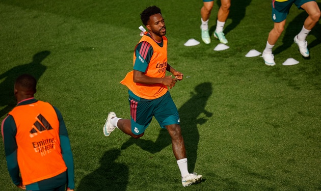 Liệu Real Madrid có thực sự hay hơn khi vắng Vinicius?