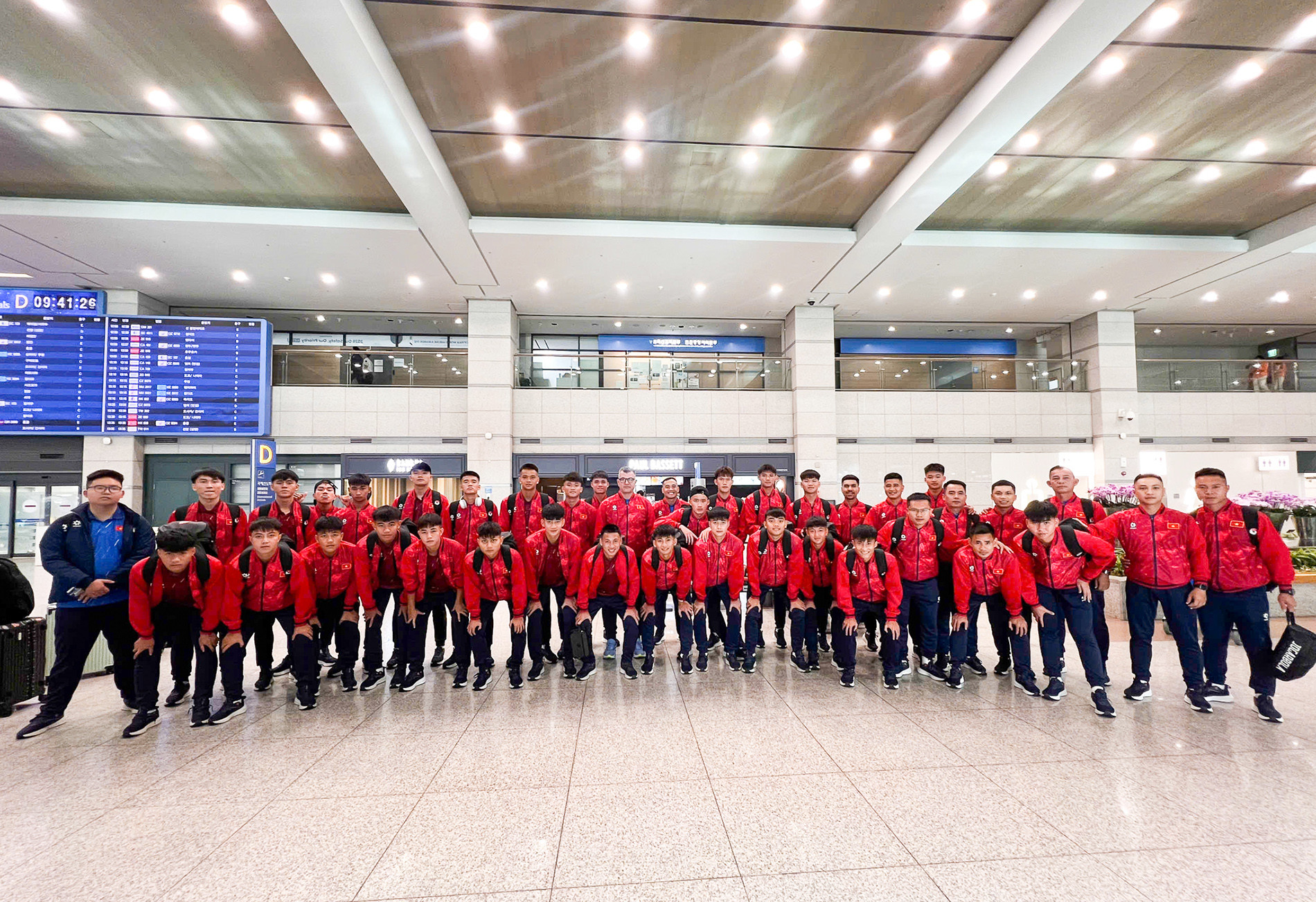 U17 Việt Nam đấu Hàn Quốc `làm nóng` cho World Cup