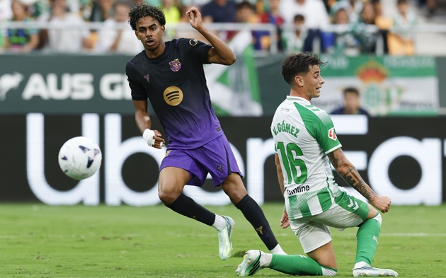 Đối đầu PSG, Yamal sẵn sàng bước lên thảm đỏ Paris