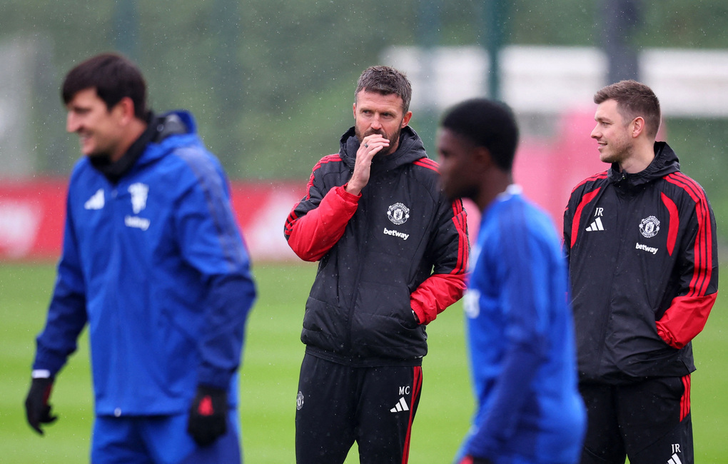 Carrick bác bỏ cáo buộc của Ten Hag