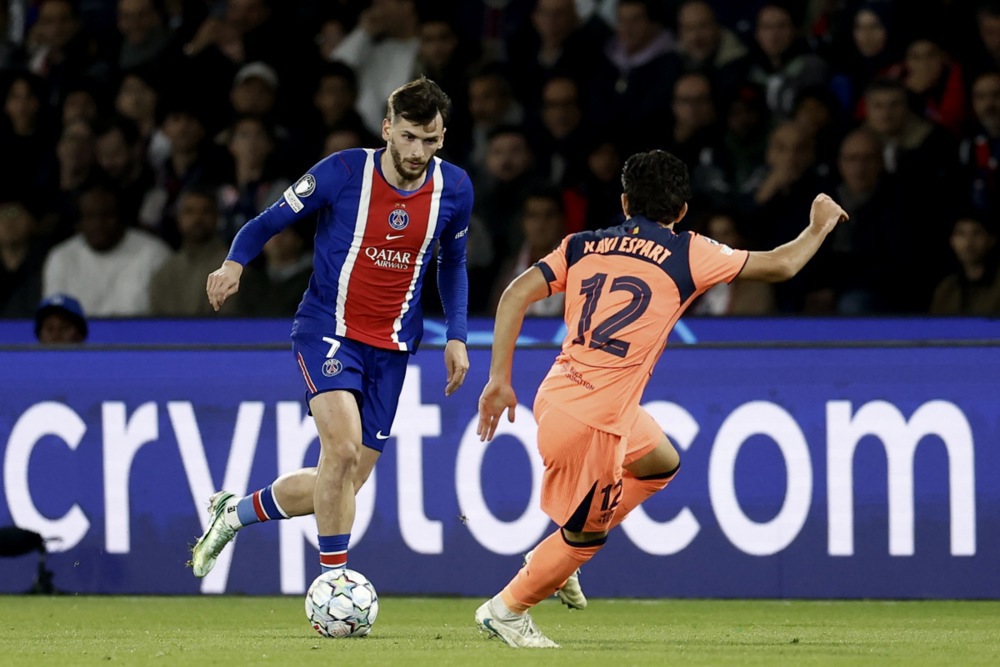 PSG lo sốt vó khi Kvaratskhelia đối mặt nguy cơ nghỉ hết mùa