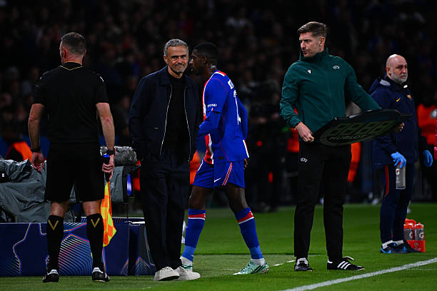 PSG mất trắng ba trụ cột sau trận thắng Barcelona