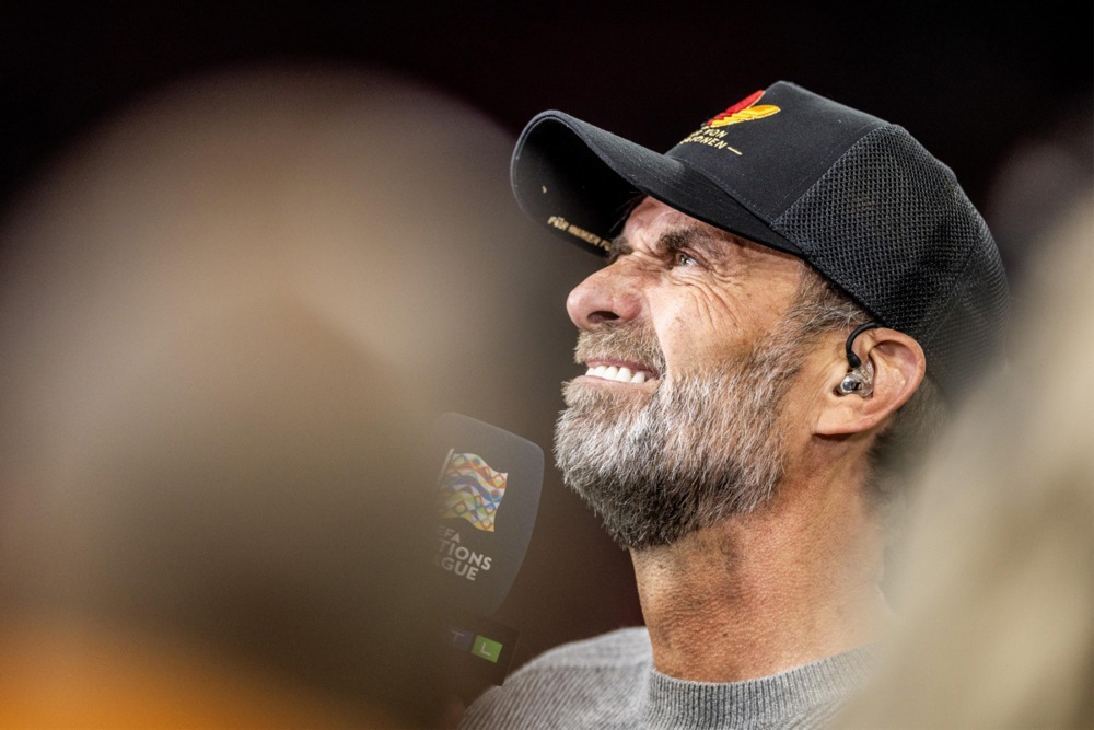 Klopp chọn ra đội chơi hay hơn giữa Barca và Real