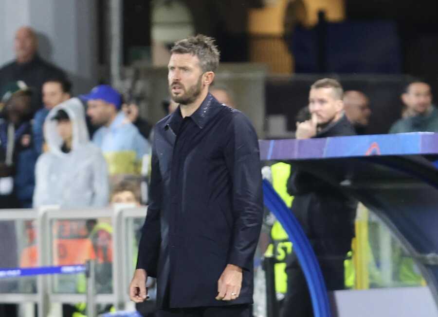 Sa thải Carrick không giải quyết được căn bệnh trầm kha của Man Utd