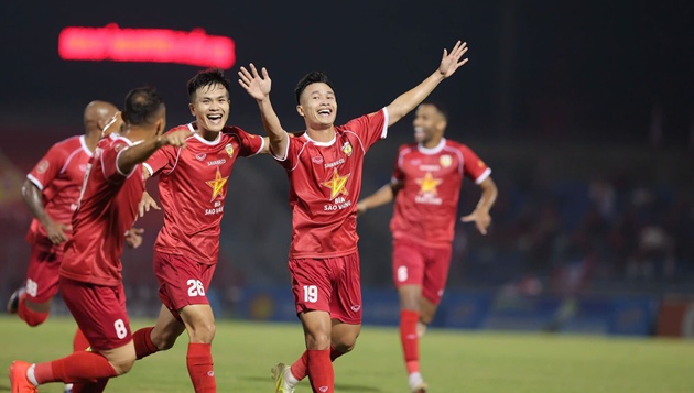 Đội chủ nh&agrave; hiện vươn l&ecirc;n vị tr&iacute; thứ 5 tại V-League. (Ảnh: Hong Linh Ha Tinh FC)