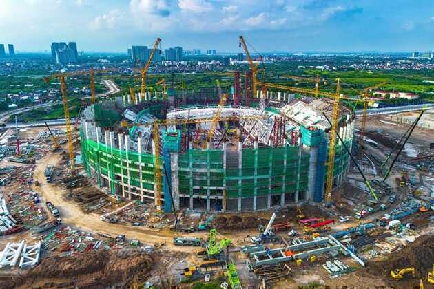 S&acirc;n vận động tầm cỡ quốc tế đang được x&acirc;y dựng ở Hưng Y&ecirc;n. Ảnh: Truyền th&ocirc;ng Việt Nam