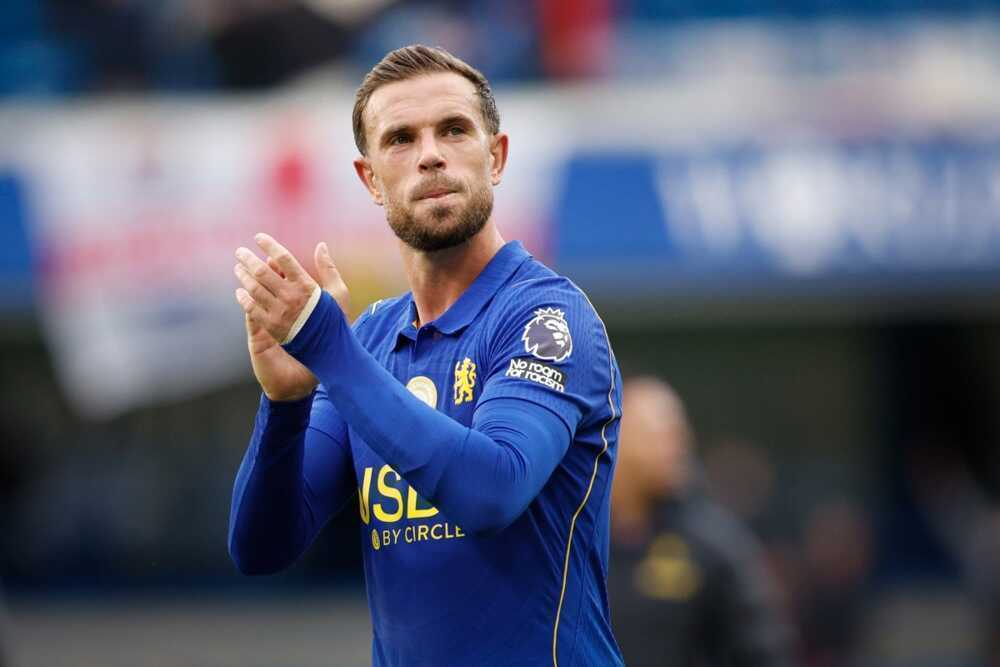 Jordan Henderson (6.2) - Đ&acirc;y l&agrave; lần thứ tư li&ecirc;n tiếp cầu thủ 36 tuổi n&agrave;y đ&aacute; ch&iacute;nh. Anh ấy n&ecirc;n thể hiện tốt hơn với cơ hội c&oacute; được trong hiệp một - v&agrave; anh ấy biết điều đ&oacute;. Tr&ocirc;ng anh ấy c&oacute; vẻ mệt mỏi trong hiệp hai. Ảnh: EPA/David Cliff.