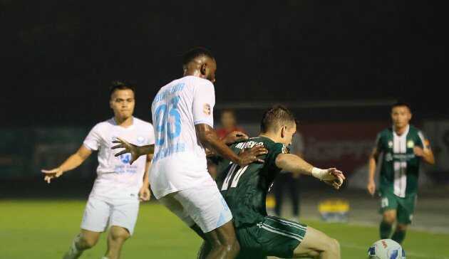 Điểm tin bóng đá Việt Nam 25/10: HLV Việt Thắng muốn từ chức; Nguy cơ hoãn Asian Cup