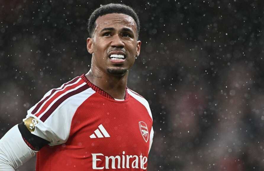 Konsa ca ngợi Gabriel Magalhaes sau chiến thắng của Arsenal