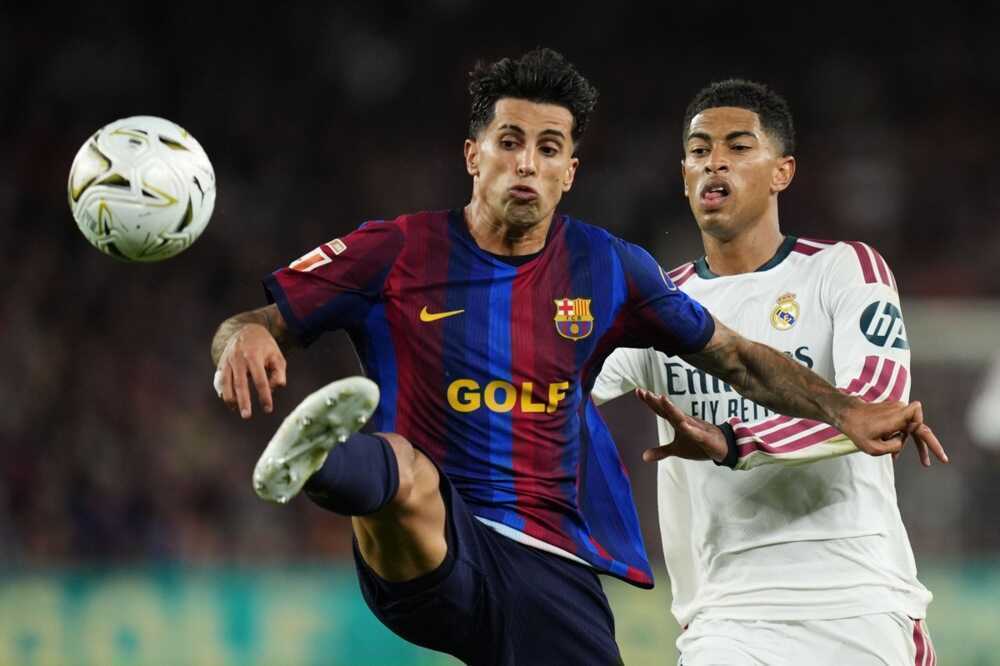 Joao Cancelo: Barcelona mới là đội chơi hay hơn trước Real Madrid