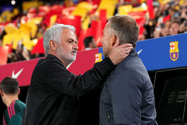Mourinho tái xuất sau 13 năm để nhắc nhớ vị thế của Real
