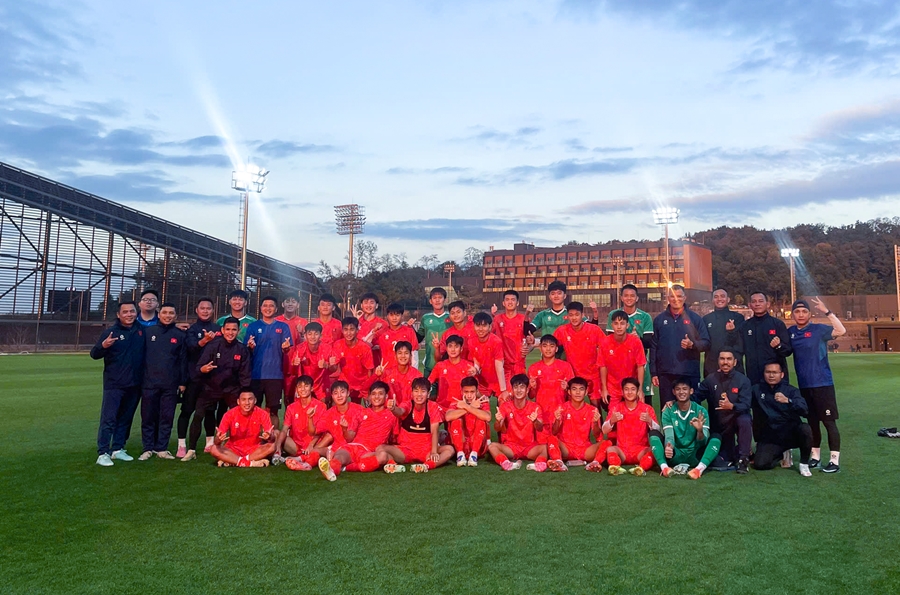 U17 Việt Nam hạ U17 Cheonan 5-0 tại Hàn Quốc