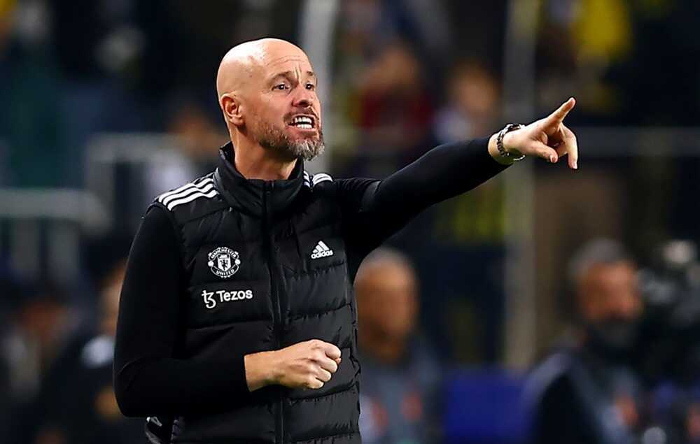Erik ten Hag đề cao triết l&yacute; b&oacute;ng đ&aacute; tấn c&ocirc;ng tại Man Utd. Ảnh: EPA/Tolga Bozoglu.