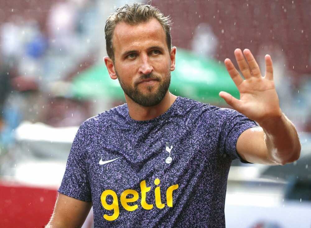 Kane v&agrave; Modric l&agrave; hai cựu cầu thủ Spurs đ&atilde; gi&agrave;nh được danh hiệu QBV. Ảnh: EPA.