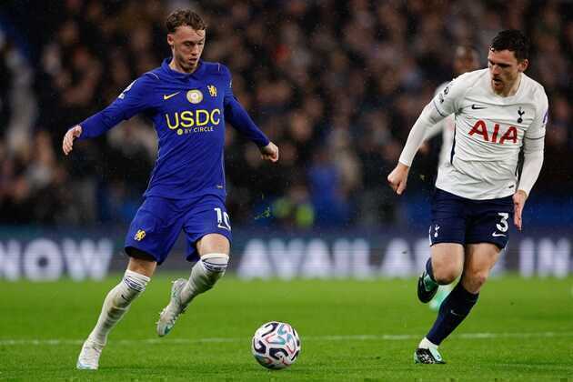 Xabi Alonso khẳng định Chelsea không bao giờ bán Cole Palmer