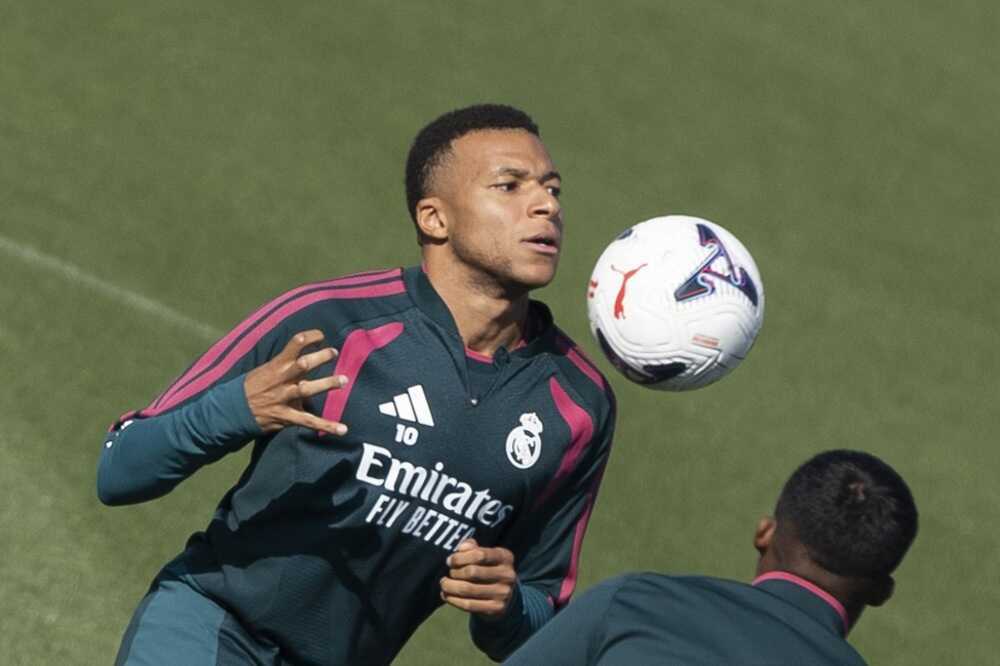  Real đang c&oacute; chế độ đ&atilde;i ngộ ưu &aacute;i Mbappe hơn so với c&aacute;c cầu thủ kh&aacute;c. Ảnh: EPA.
