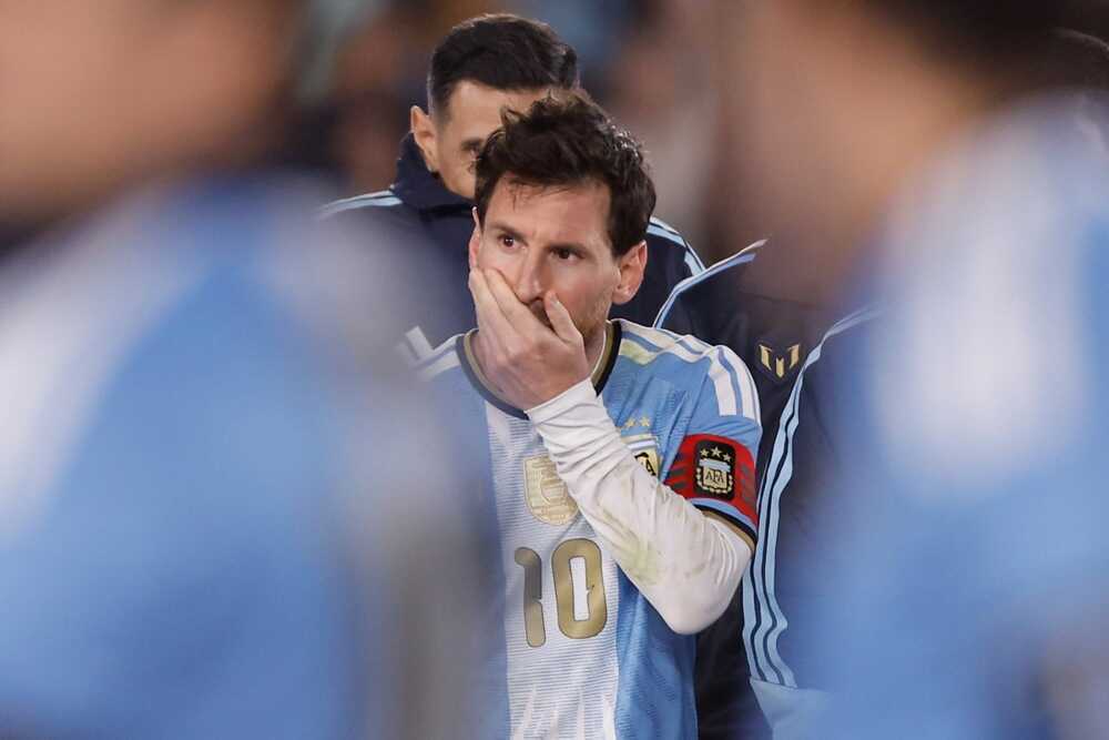 Hai Long xúc động ngày Messi chia tay tuyển Argentina
