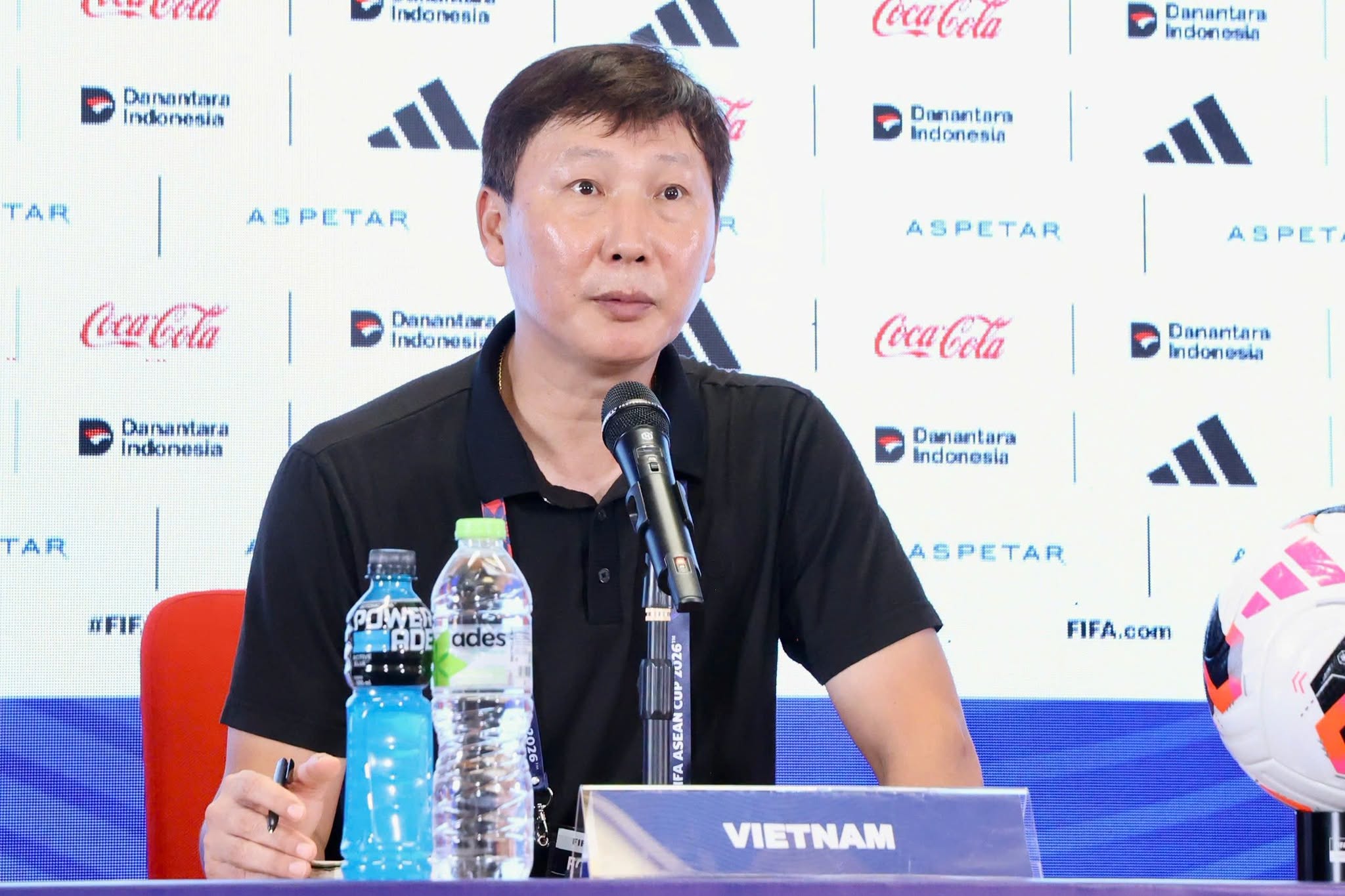 Tuyển Việt Nam tính trở lại chảo lửa Thiên Trường vào tháng 11