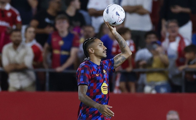 Barcelona chịu đòn đau khi Raphinha nghỉ thi đấu 2 trận