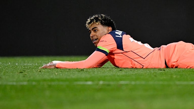 Yamal c&oacute; 1 trận đấu đầy nỗ lực.