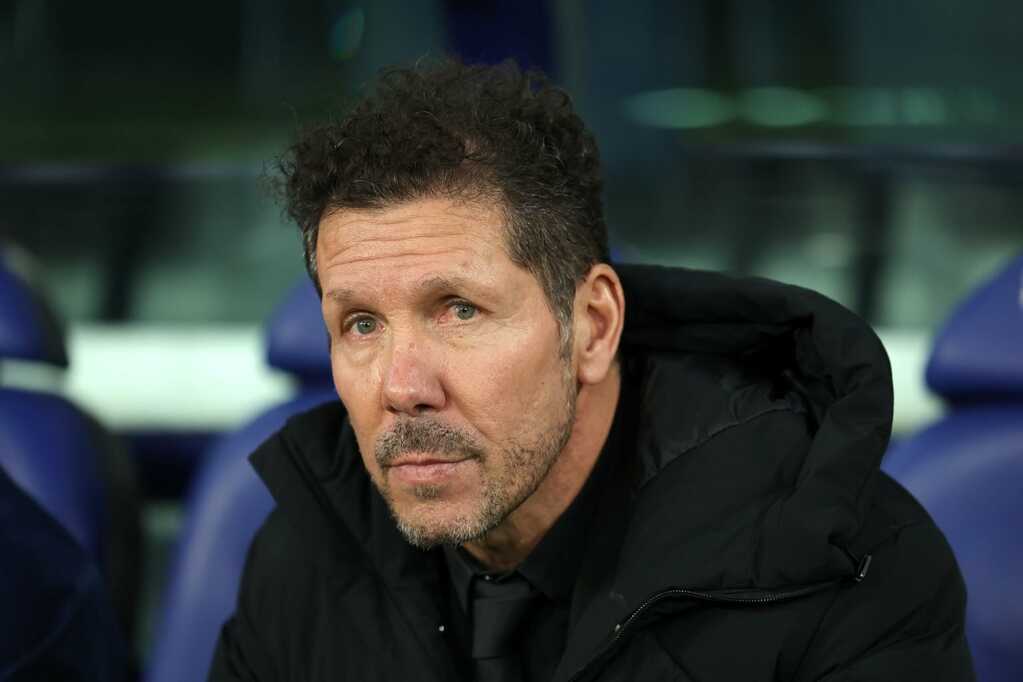 Simeone nể phục sự mạo hiểm của Hansi Flick