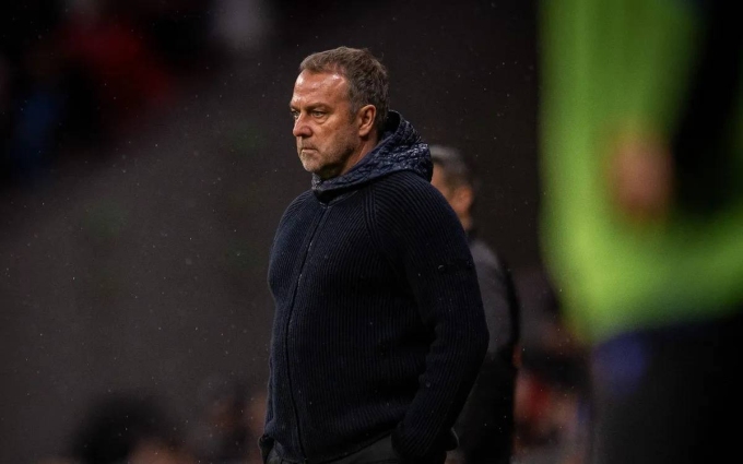 Flick quyết thắng ngược sau khi thua thảm Atletico