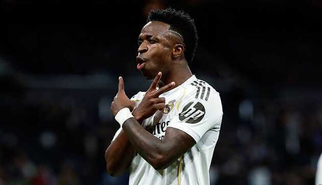 Ng&ocirc;i sao người Brazil bay cao dưới thời Arbeloa.