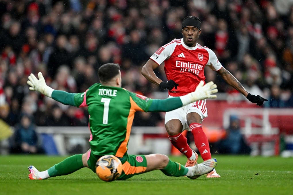 Arsenal lập nhiều kỷ lục sau chiến thắng đậm ở FA Cup