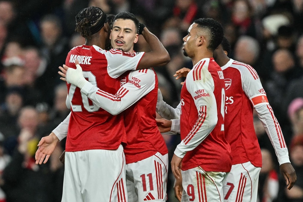 Arsenal lập nhiều kỷ lục sau chiến thắng đậm ở FA Cup - 2