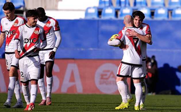 Rayo Vallecano khiến Atletico nhận tr&aacute;i đắng.