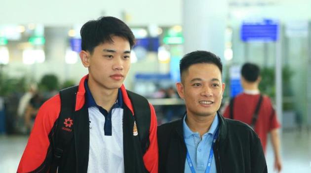 Đình Bắc, Quang Hải xuất ngoại ngày 29 Tết để săn vé tứ kết