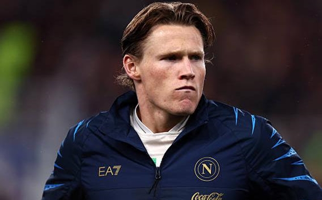 Napoli đàm phán gia hạn hợp đồng với McTominay đến năm 2030