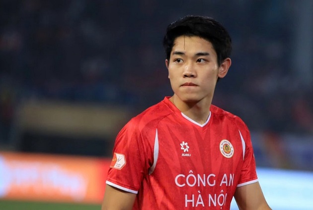 CĐV ĐNA nhắc tên Malaysia khi CAHN bị xử thua