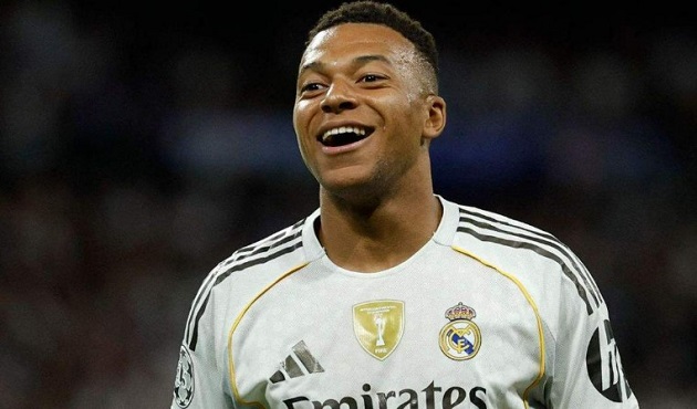 Mbappe, Trent lĩnh xướng sơ đồ 4-4-2 đấu Benfica
