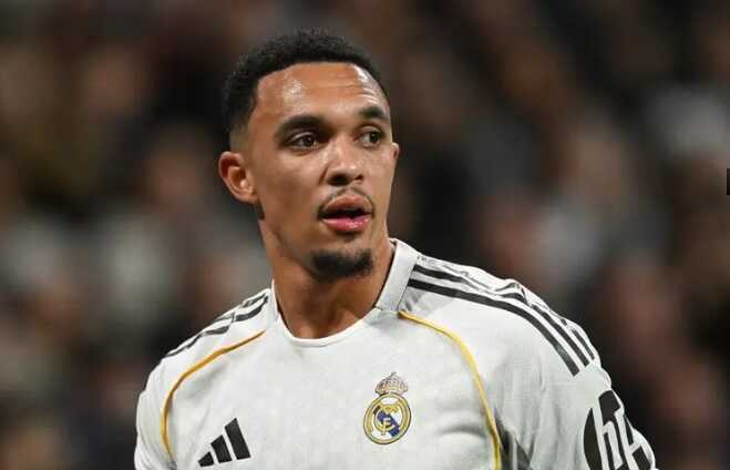 Real Madrid đấu Benfica: Niềm vui Mbappe không khỏa lấp nỗi nhớ Bellingham