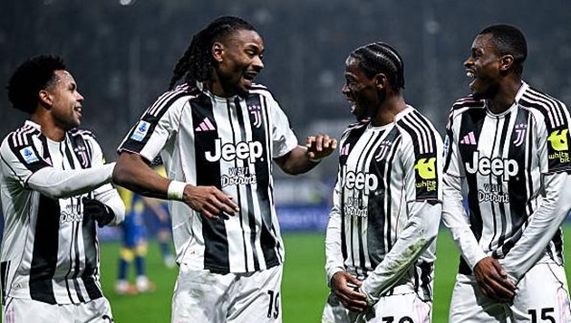 Juventus đang nắm lợi thế trong cuộc đua top 4 Serie A.