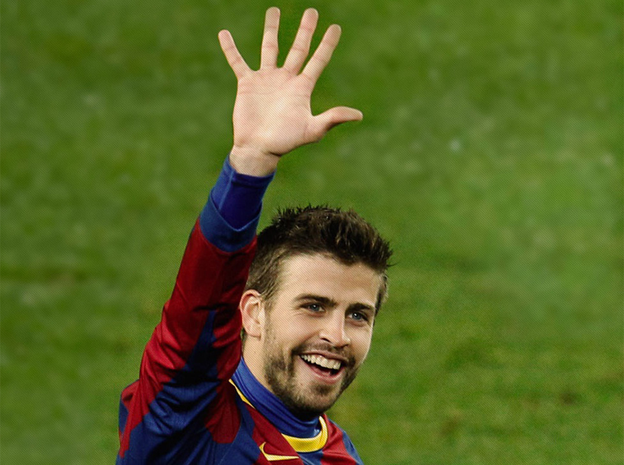 Pique v&agrave; dấu ấn 5-0 bất tử.