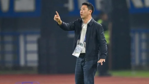 Chủ tịch CLB Thái Lan gây tranh cãi khi so sánh với Nam Định