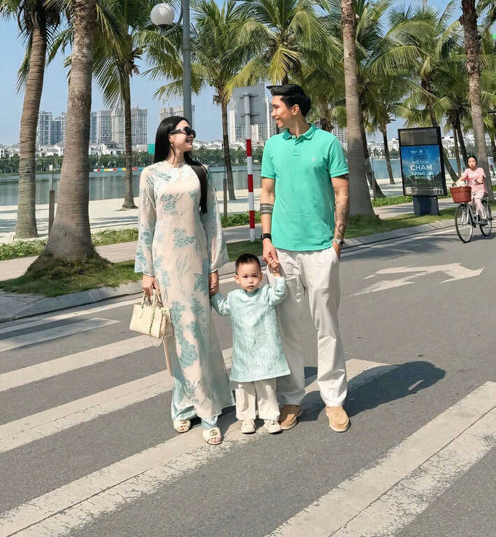 van hau hai my 2.jpg