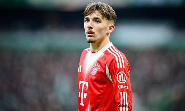 Bayern trói chân thần đồng Lennart Karl đến năm 2029