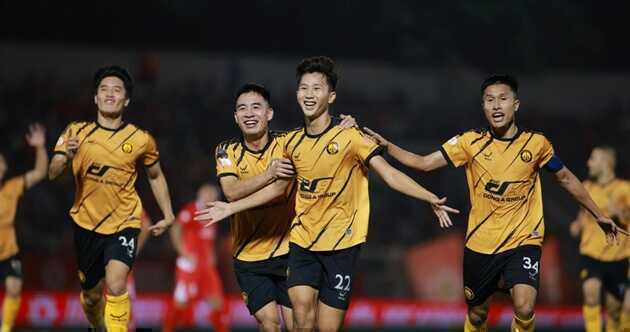 Thanh H&oacute;a phải giải quyết vấn đề với &aacute;n cấm chuyển nhượng của FIFA.