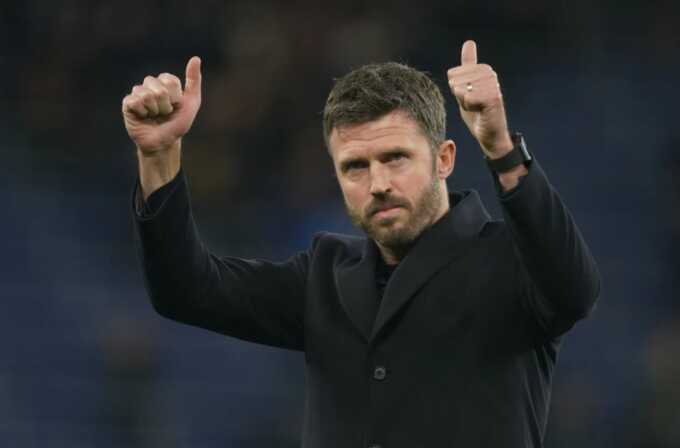 Carrick: `Giữ sạch lưới quan trọng như ghi bàn`