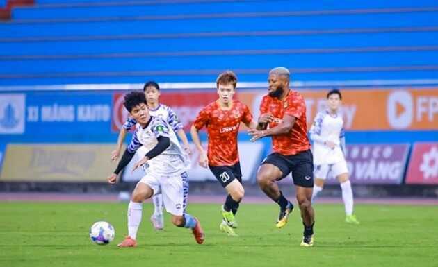 Ninh Bình thắng 3-0 trận khai xuân nhờ dàn tân binh