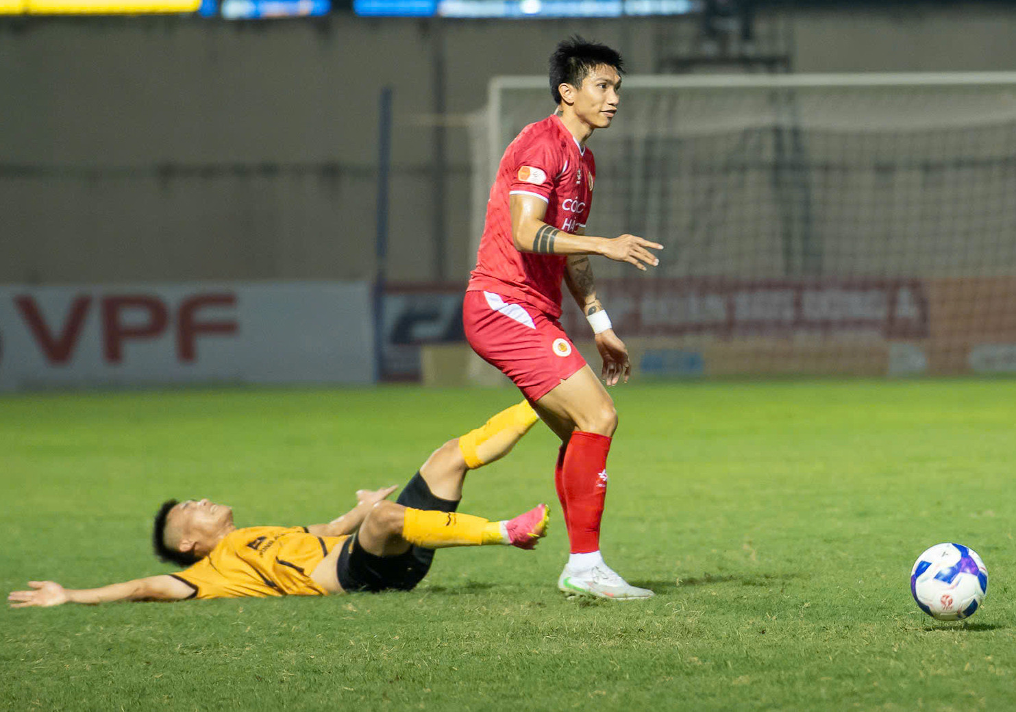 Văn Hậu ghi siêu phẩm để đời, mong trở lại tuyển Việt Nam