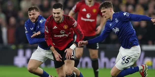 MU vừa gi&agrave;nh chiến thắng s&aacute;t n&uacute;t trước Everton.