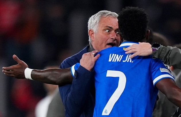 Real mất Mbappe, cờ đến tay Mastantuono