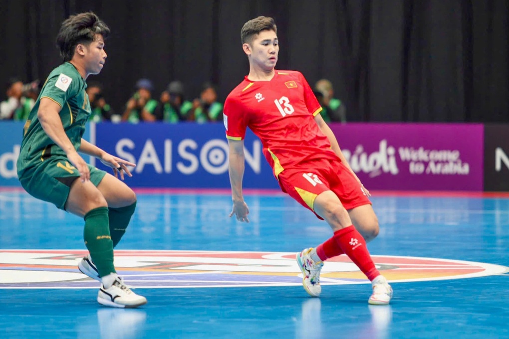 HLV futsal Việt Nam thẳng thắn nói về đội nhà sau trận thua Indonesia